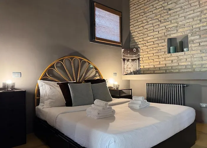 Monti Penthouse *